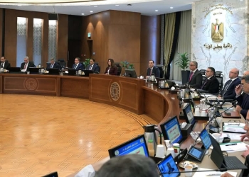 “مدبولي” يُوجه المحافظين بضرورة المتابعة اليومية لجهود ضبط أسعار السلع وتوافرها في الأسواق