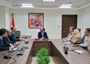 نائب وزير الإسكان يبحث التعاون مع إحدى الشركات المتخصصة في الحلول الذكية والمستدامة بمشروعات المرافق