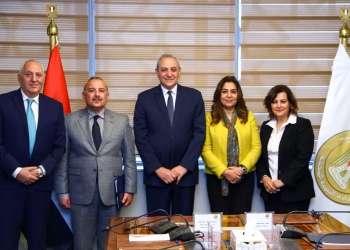 وزيرة التنمية المحلية ومحافظ الغربية يشهدان توقيع عقد إدارة وتشغيل محطة طنطا لإنتاج البيض بين المحافظة وإحدي شركات القطاع الخاص
