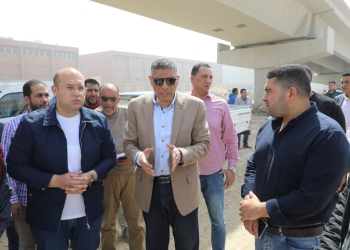 محافظ الجيزة يطلق التشغيل التجريبي لخط الصرف الصحي