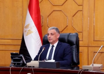 محافظ الإسماعيلية يعلن عن تعريفة الركوب الجديدة لسيارات الأجرة والتاكسي