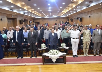 محافظ بورسعيد يترأس جلسة أعمال المجلس التنفيذي لمحافظة بورسعيد