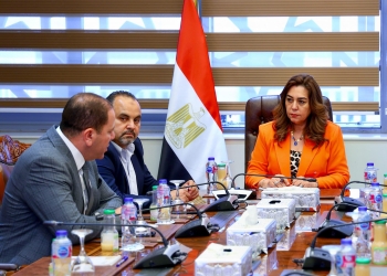 وزيرة التنمية المحلية تتابع الاستعدادات الخاصة  بمؤتمر “المسئولية المجتمعية والسكن الكريم”