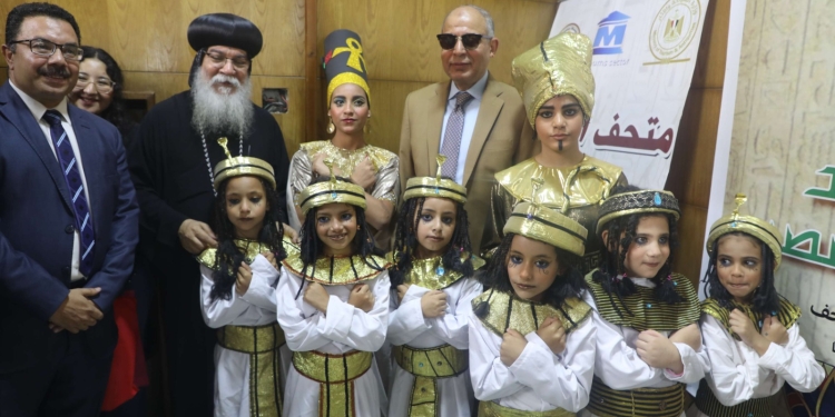 من داخل مطرانية المنيا..محاضرات تنتصر للحق الفلسطيني وقيم الحضارة في ملتقي ثقافي بالتعاون مع المتحف الآتوني