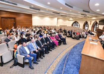 البابا تواضروس الثاني يستقبل وزير الشباب ووفدا من شباب منحة الرئيس جمال عبد الناصر