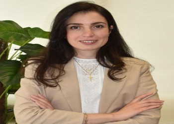 هبة منير محللة اتش سى تتوقع أن يُخفض البنك المركزي أسعار الفائدة 200 نقطة أساس