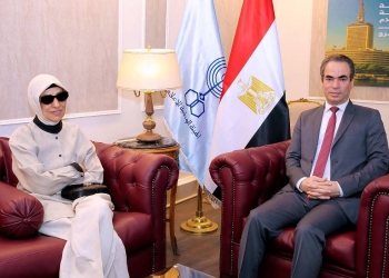 ” المسلماني ”  يستقبل هدي نجيب محفوظ قبل افتتاح استديو نجيب محفوظ