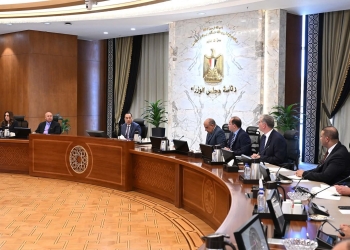 رئيس الوزراء: رصد تداعيات الحرب الإيرانية الاسرائيلية سواء فيما يتعلق بأسعار المُنتجات البترولية أو السلع الاستراتيجية