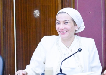 وزيرة البيئة: مشروعات بيئية كبرى تنطلق فى يوليو بالبحر الأحمر  و الغردقة بمشاركة قوية من القطاع الخاص