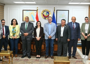 وزيرة التنمية المحلية: وفد من الوزارة وبرنامج الأمم المتحدة للمستوطنات البشرية يبحثان مع محافظة البحيرة مشروع تطوير المسارات والفراغات العامة بمدينة رشيد