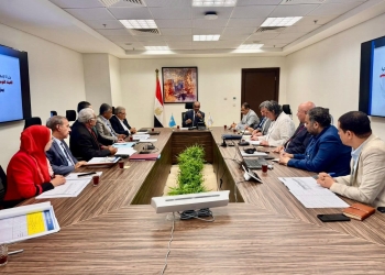نائب وزير الإسكان يتابع موقف عددٍ من مشروعات مياه الشرب والصرف الصحى على مستوى الجمهورية