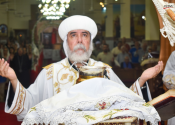 الأنبا كاراس أسقف مطروح في أول زيارة لكنيسة الملاك بمرسى مطروح