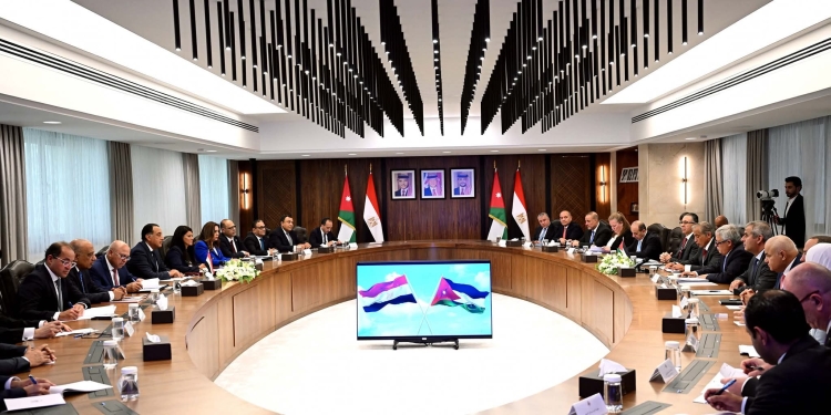 “حسان” يقدر الدور المصري البارز في دعم القضية الفلسطينية.. و الجهود الحثيثة للتوصل لوقف شامل لإطلاق النار في غزة