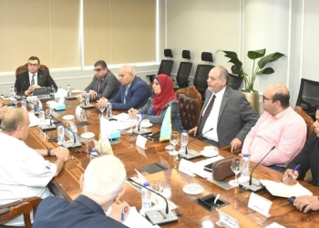 وزير الإسكان يلتقي رئيس وأعضاء جمعية مستثمري ٦ أكتوبر لاستعراض طلباتهم ومقترحاتهم