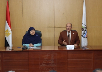 سكرتير عام بنى سويف يترأس اجتماع مراجعة موقف الاستجابة للشكاوى الحكومية الموحدة
