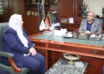 محافظ بني سويف يتابع استعدادات التعليم لعقد امتحانات الدور الثاني للدبلومات الفنية