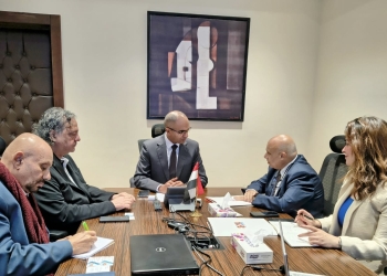 نائب وزير الإسكان يناقش مجالات التعاون مع شركة متخصصة في تصنيع مكونات مشروعات المياه والصرف