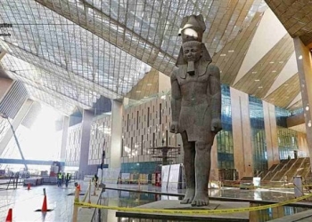 الجيزة تنقل حفل افتتاح المتحف المصري الكبير عبر شاشات عملاقة في الميادين العامة