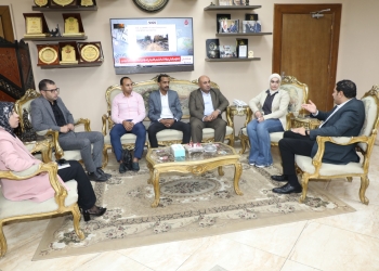 نائب محافظ بني سويف يلتقى لجنة من قطاع تقويم الأداء والمتابعة والتفتيش بوزارة التنمية المحلية