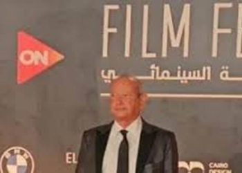 “ضع روحك على يدك وامشِ” و”هابي بيرث داي” يفوزان بجائزة سينما من أجل الإنسانية بختام الجونة السينمائي