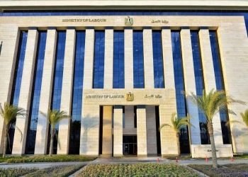 وزارة العمل تعلن عن فرص عمل جديدة بقطاع الإنشاءات والبناء بالأردن..ورابط للتقديم
