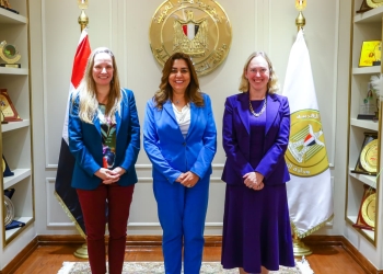 وزيرة التنمية المحلية تستعرض مع وفد من البنك الدولي نتائج وإنجازات المرحلة الأولى من برنامج التنمية المحلية بصعيد مصر