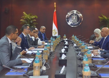 وزارة الاستثمار والتجارة الخارجية تناقش موازنة برنامج رد أعباء الصادرات 2026/2025