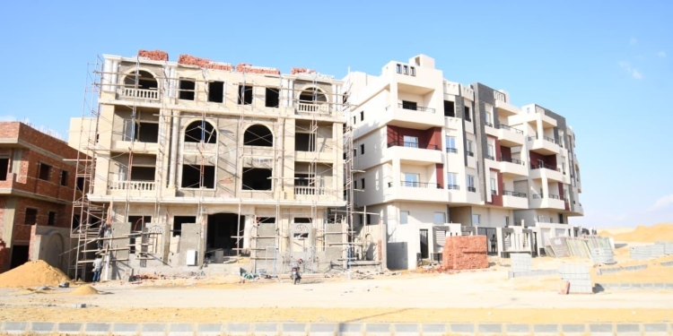 وزير الإسكان يتفقد أعمال مرافق “بيت الوطن” بالنرجس وتطوير محور التسعين الشمالي بمدينة القاهرة الجديدة