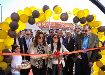 وزيرة التخطيط ووزيرة التنمية المحلية ومحافظ سوهاج يتفقدون ممشى كورنيش النيل