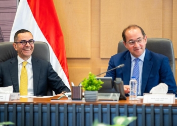 وزيرا المالية والاستثمار يشهدان توقيع تعاون بين «الجمارك» والتمثيل التجارى المصرى