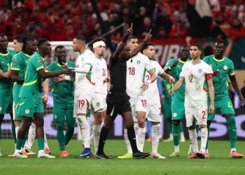 الكاف يعلن عقوبات نهائي أمم إفريقيا.. إيقاف حكيمي والصيباري وغرامة مالية على الاتحاد السنغالي٦٠٠ ألف دولار