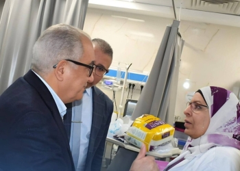 رئيس الهيئة العامة للتأمين الصحي يتفقد جاهزية وحدة الطوارئ الجديدة والرعاية المركزة بمستشفي مدينة نصر
