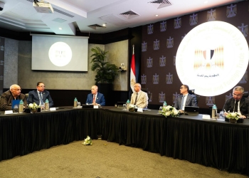 وزير الاستثمار والتجارة الخارجية يلتقي أعضاء إتحاد المستثمرين ويستعرض الرؤى والمقترحات