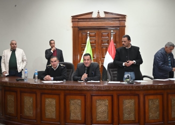 بيع محال ووحدات إدارية وصيدلية وأراضٍ بأنشطة حرفية بالمنيا الجديدة.. وإجراء قرعة لتسكين الباعة الجائلين بالموقع المخصص لهم بمدينة العاشر من رمضان