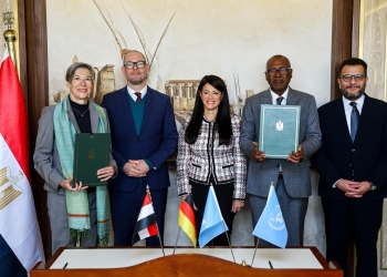 وزيرة التخطيط والتنمية الاقتصادية والتعاون الدولي تشهد توقيع مذكرة تفاهم بين الوكالة الألمانية للتعاون الدولي والصندوق الدولي للتنمية الزراعية لتعزيز التنمية الزراعية والريفية الموائمة للتغيرات المناخية ضمن برنامج “نُوفّي”