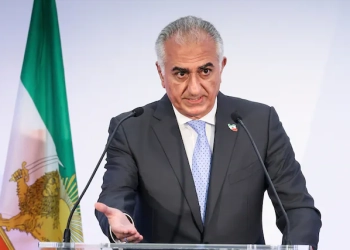 واشنطن بوست: ولي عهد إيران السابق يبرز كشخصية محورية في احتجاجات طهران