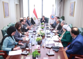 وزير الصحة يناقش مع سيمنس هيلثنيرز إنشاء مراكز متخصصة لعلاج الأورام والإشعاع