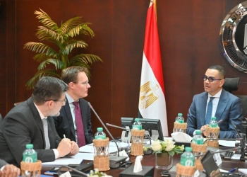وزير الاستثمار  يلتقى ممثلي وكالة موديز للتصنيف الائتماني