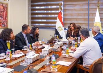منال عوض تبحث مع وفد جمعية تنمية الزمالك مجالات التعاون المشترك