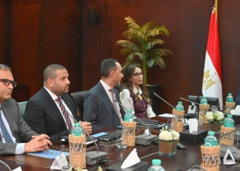 وزير الاستثمار والتجارة الخارجية يلتقي مسؤولي نيسان – مصر لبحث خطط الشركة التوسعية وزيادة الإنتاج والتصدير