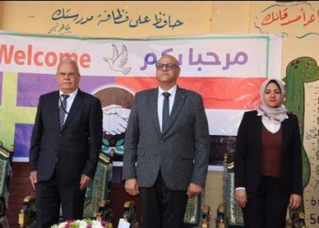 محافظ القليوبية وسفير السويد يتفقدان مبادرة “الفصل الأخضر” بالقناطر