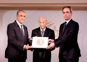 المسلماني : ماسبيرو سيقيم حفل تأبين لشيخ الإذاعيين فهمي عمر