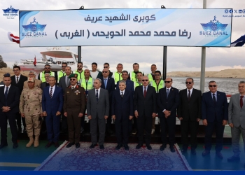 افتتاح المحور الرابع بالقطاع الأوسط للربط بين ضفتي القناة