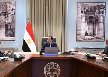 “مدبولي” يستعرض مع وزير الري مستجدات عدد من مشروعات الوزارة