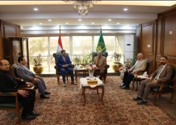 محافظ القليوبية يستقبل وفد نقابة الأطباء للتهنئة بعيد الفطر