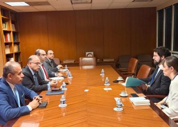 وزير الاستثمار يلتقي قيادات مؤسسة “موديز” في واشنطن لاستعراض مستجدات الإصلاح الاقتصادي وخطط جذب الاستثمارات
