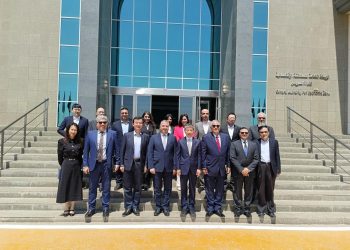 اقتصادية قناة السويس تستقبل السفير الصيني لبحث فرص الاستثمار بالموانئ والمناطق الصناعية وتعزيز التعاون الثنائي