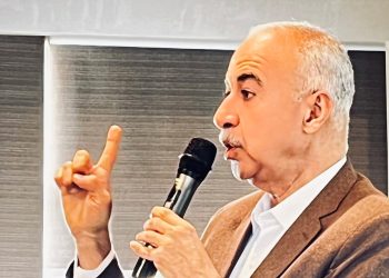 رئيس هيئة الطاقة المتجددة السابق: 40% من مزيج الطاقة نظيف.. بحلول 2030