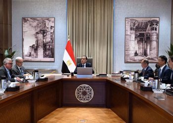 ” مدبولي  ” يستعرض خطة إقامة مصنع ضخم لإنتاج الألومنيوم باستثمارات 2 مليار دولار