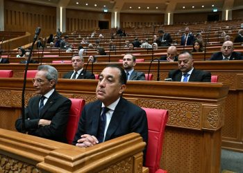 مدبولى : قُدِّرت الخسائر اليومية لقطاع السياحة في المنطقة بنحو 600 مليون دولار نتيجة إلغاء الرحلات الجوية وتراجع حركة السفر للشرق الأوسط